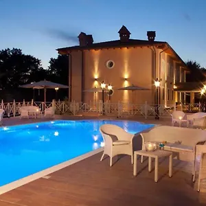 Piccolo Borgo 3*, Roma Italia